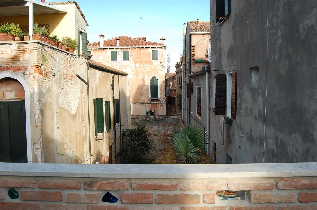 Apartmán Loft Due Cuori Con Terrazza Benátky Exteriér fotografie