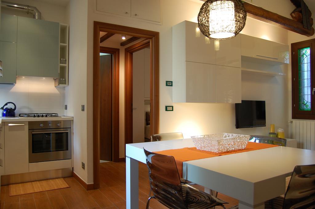 Apartmán Loft Due Cuori Con Terrazza Benátky Exteriér fotografie